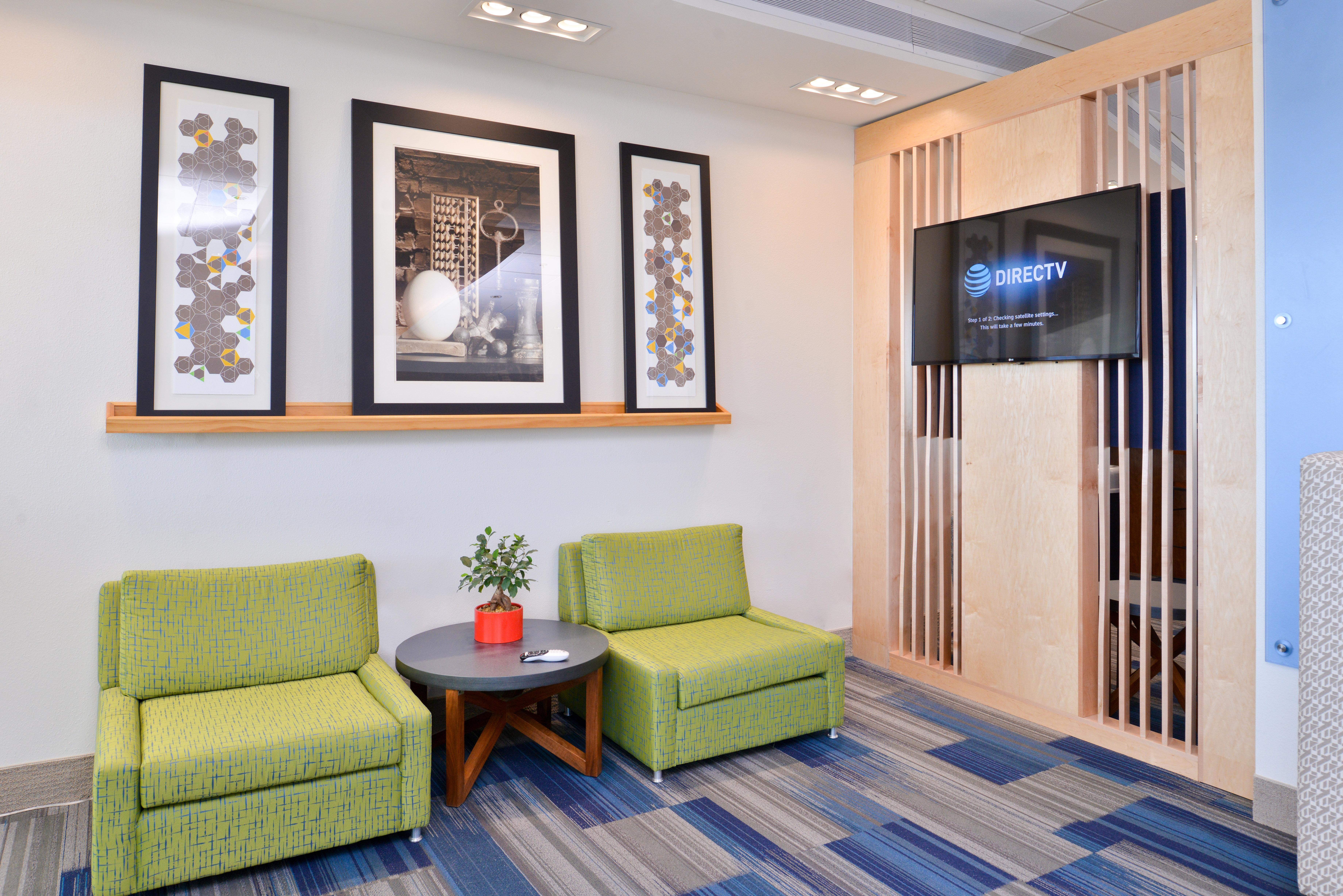 Holiday Inn Express & Suites Trinity By Ihg Экстерьер фото