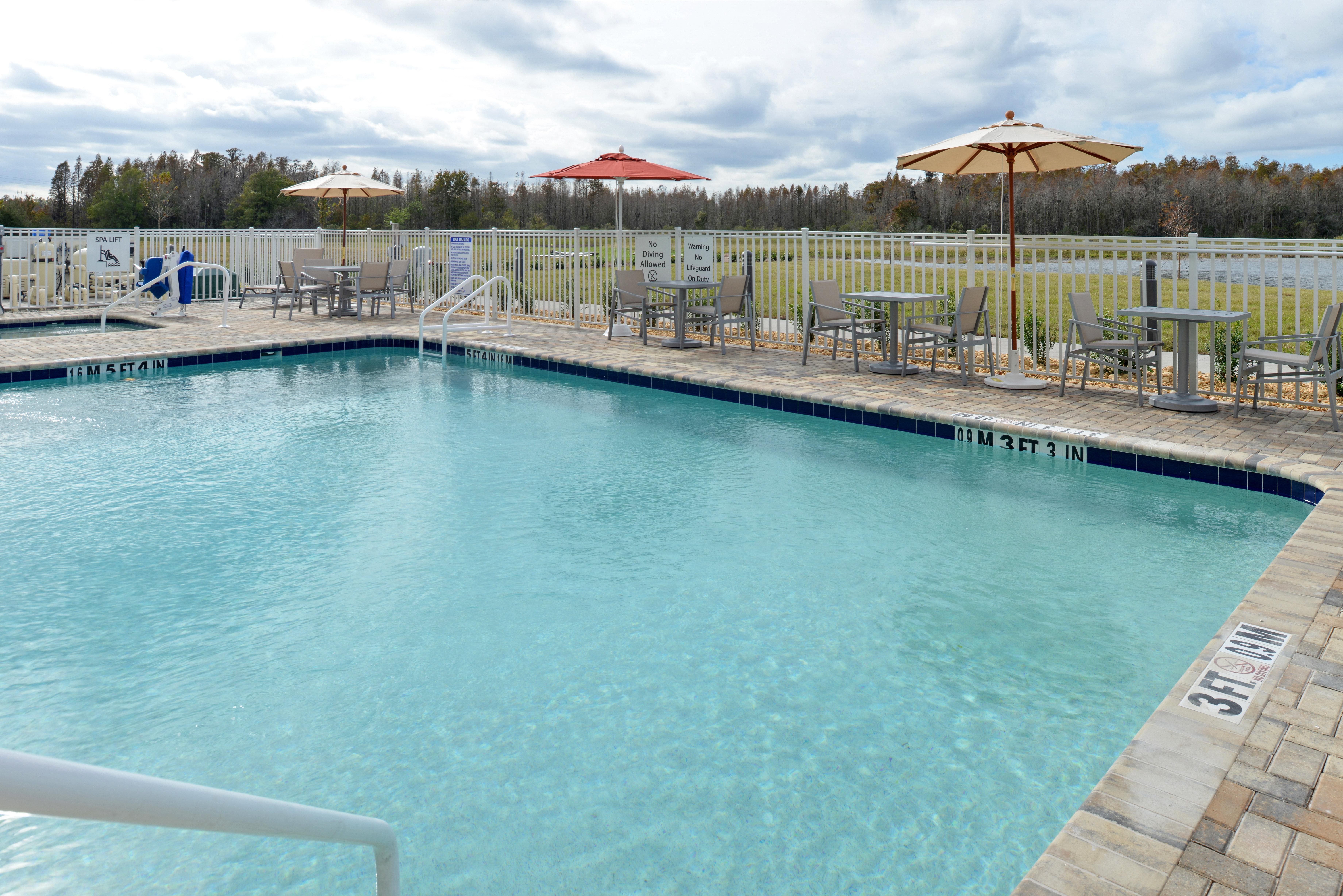 Holiday Inn Express & Suites Trinity By Ihg Экстерьер фото