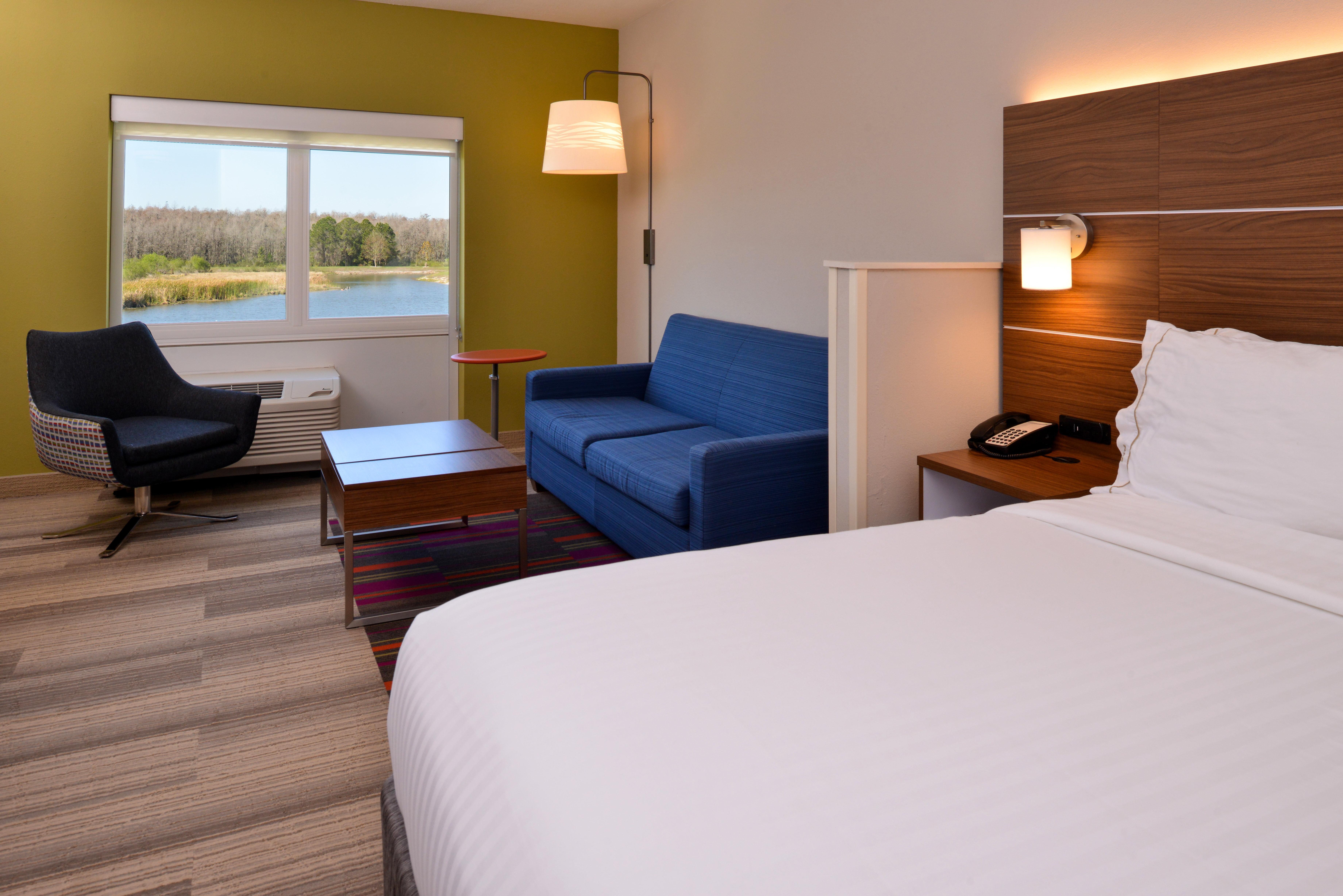 Holiday Inn Express & Suites Trinity By Ihg Экстерьер фото
